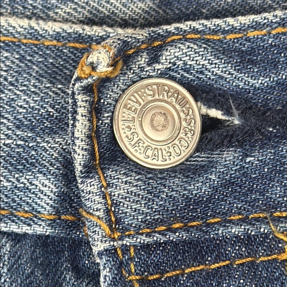Levi's Classic 501 Button Fly Blue Straight Jeans Classic Fit - Picture 4 of 13